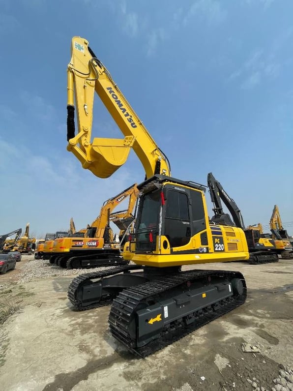 2024 Komatsu PC220 LC Crawler Excavator
