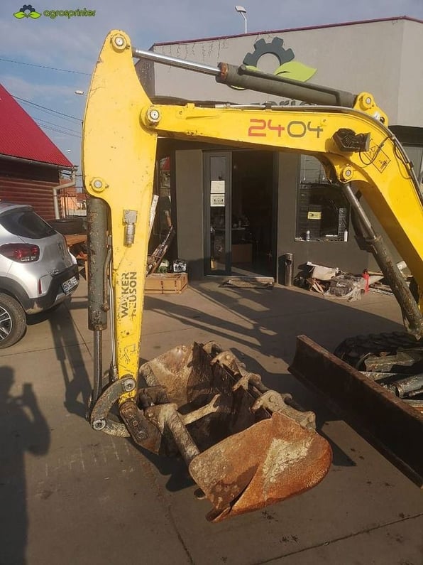 2011 Wacker Neuson 2404RD Mini Excavator