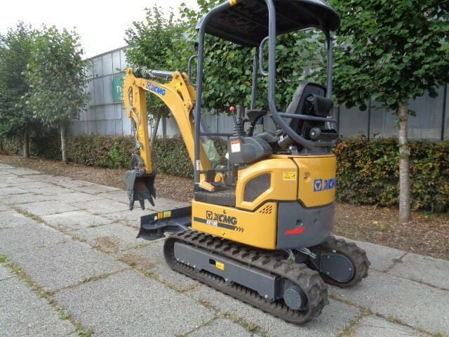 2021 XCMG XE18 Mini Excavator