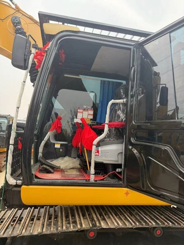 2024 Caterpillar 320D Crawler Excavator