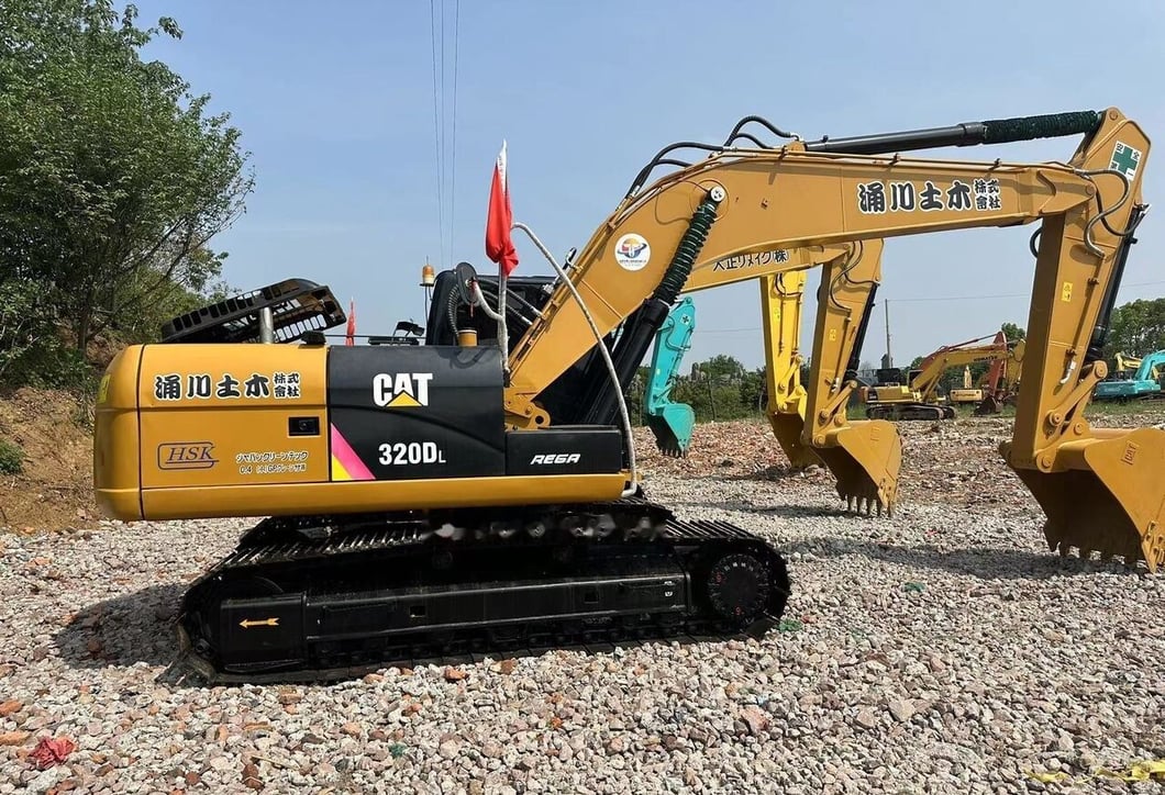 2022 Caterpillar 320D Crawler Excavator