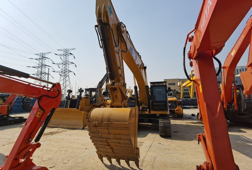 2020 Caterpillar 329D Crawler Excavator
