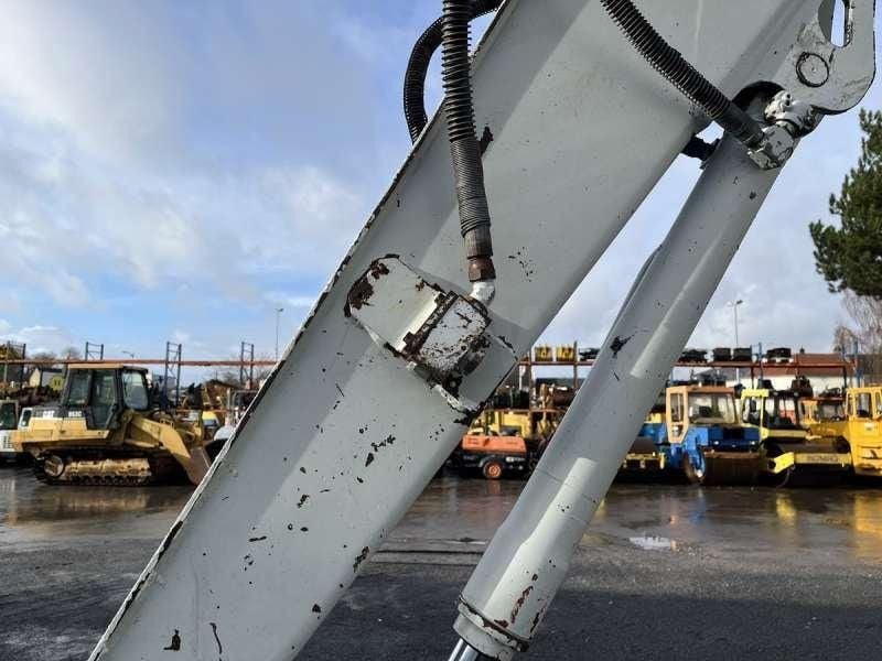 2007 Takeuchi TB180FR Crawler Excavator