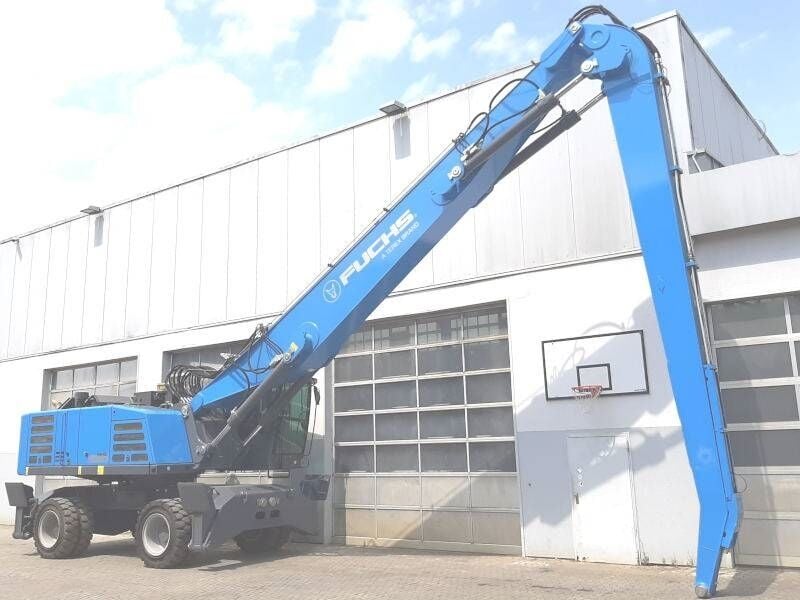 2019 Fuchs MHL360 F Material Handler