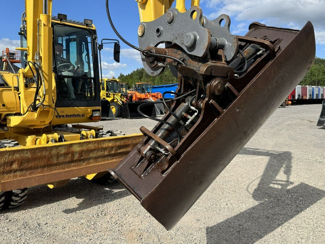 2009 Komatsu PW98MR-8 Wheel Excavator