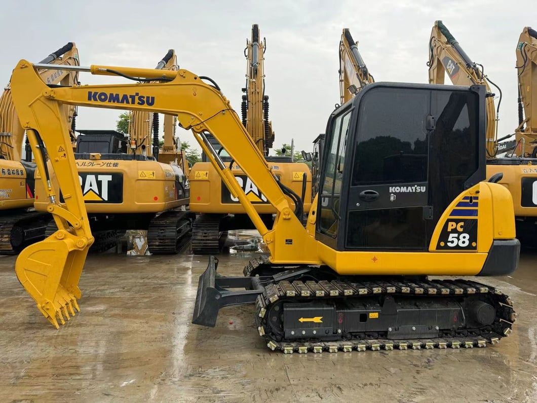 2022 Komatsu PC55 Crawler Excavator