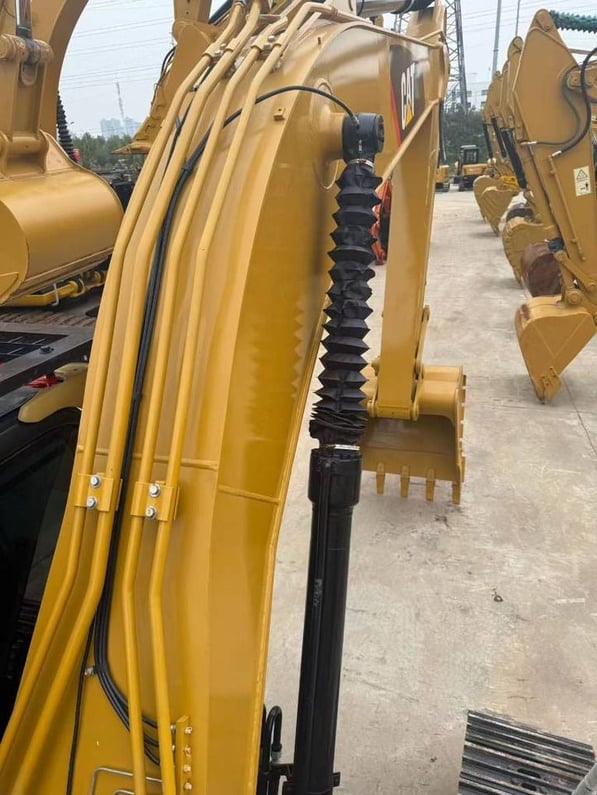 2024 Caterpillar 320D2 Crawler Excavator