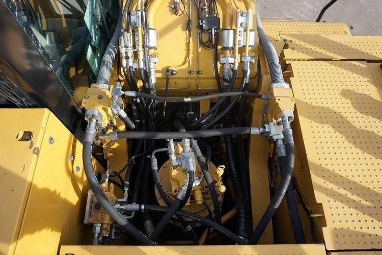 2016 Caterpillar 340F Crawler Excavator