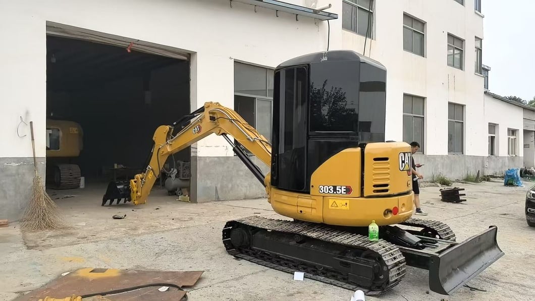 2023 Caterpillar 303.5E Mini Excavator