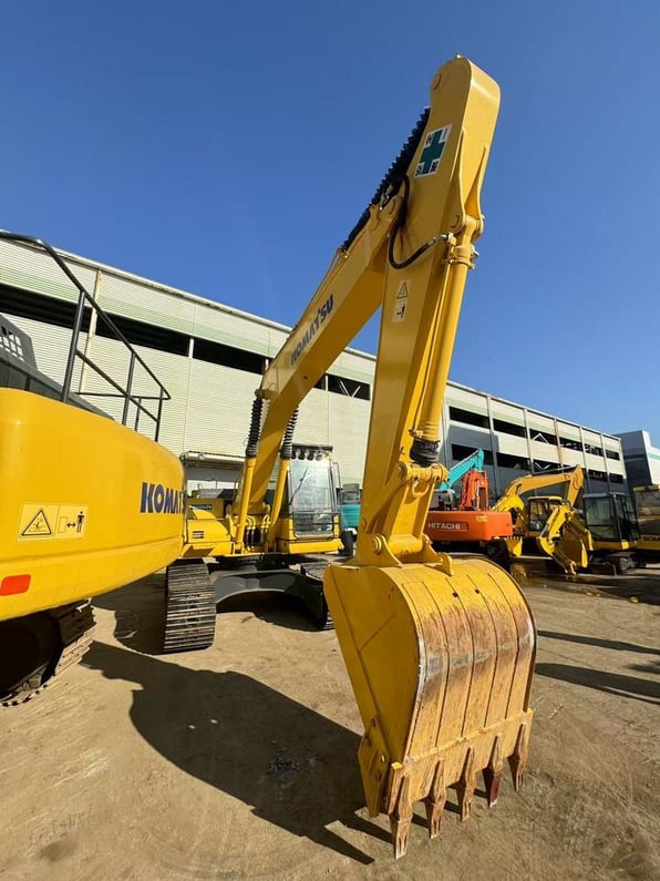 2018 Komatsu PC200-8 Crawler Excavator