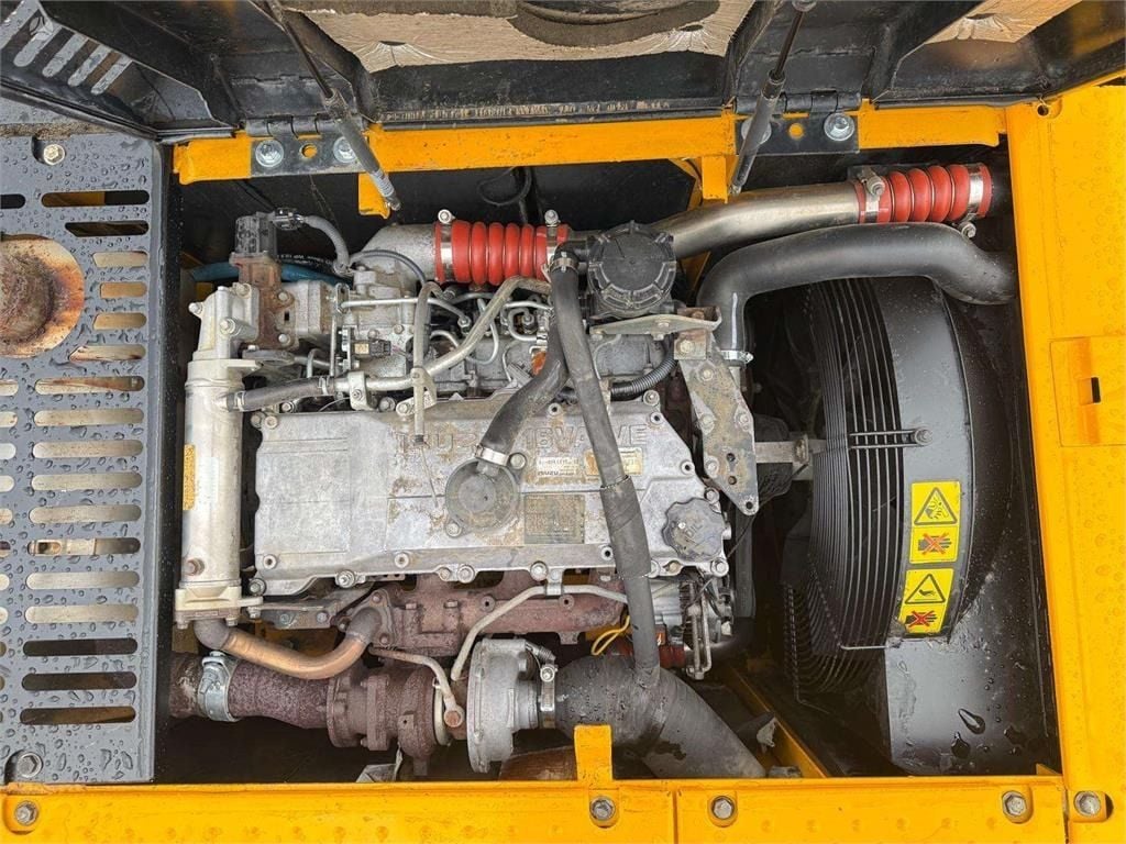 2010 JCB JS220LC Crawler Excavator