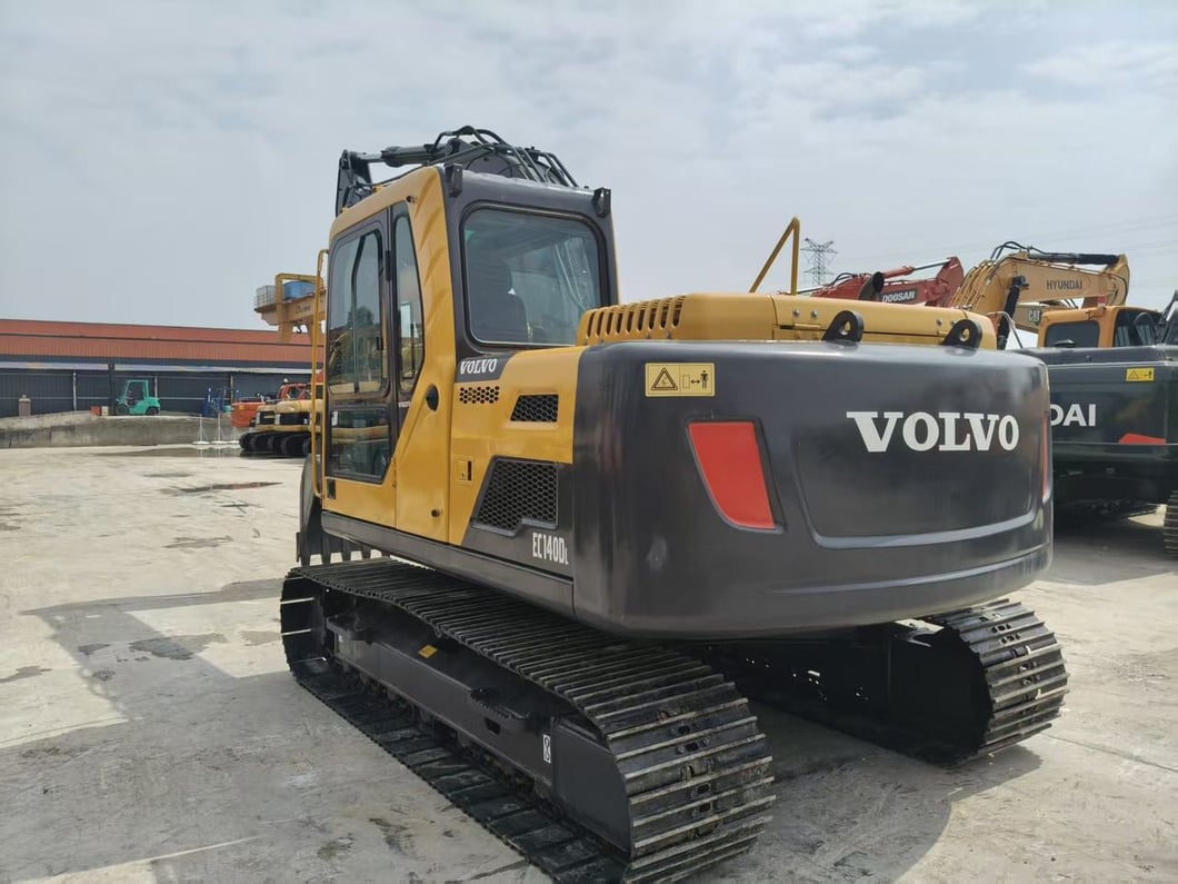 2023 Volvo EC140DL Crawler Excavator