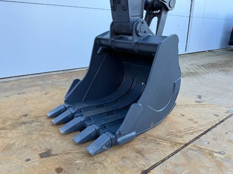 2026 Hyundai R210 SMART X PLUS Crawler Excavator