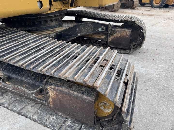 Caterpillar 320GC Crawler Excavator