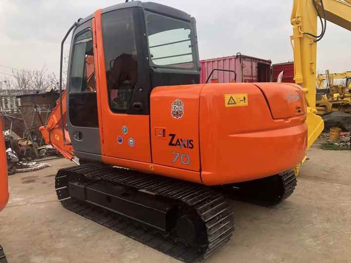 Hitachi ZX70 Гусеничный экскаватор