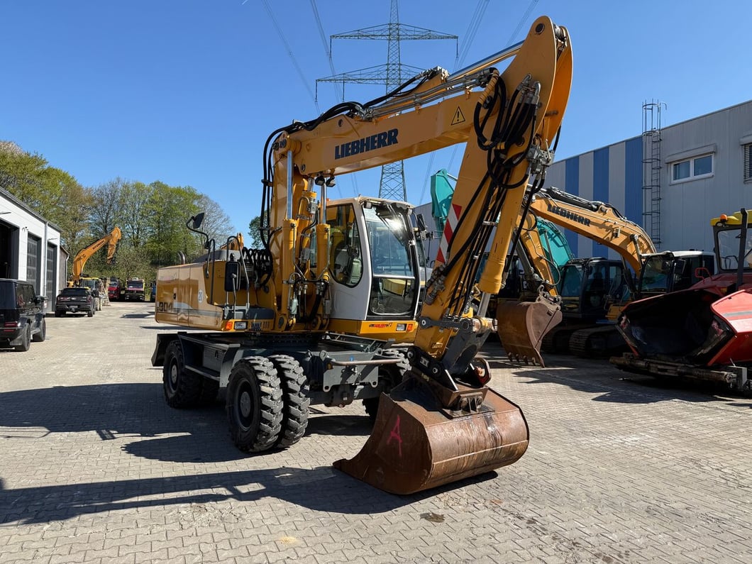 2012 Liebherr A904 C LITRONIC Wheel Excavator