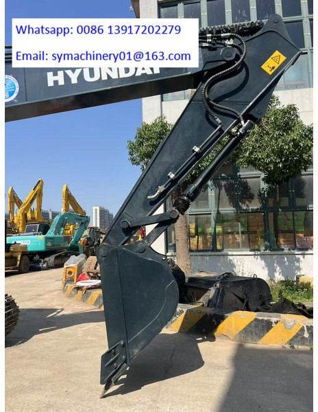 2025 Hyundai R220LC-9S Crawler Excavator