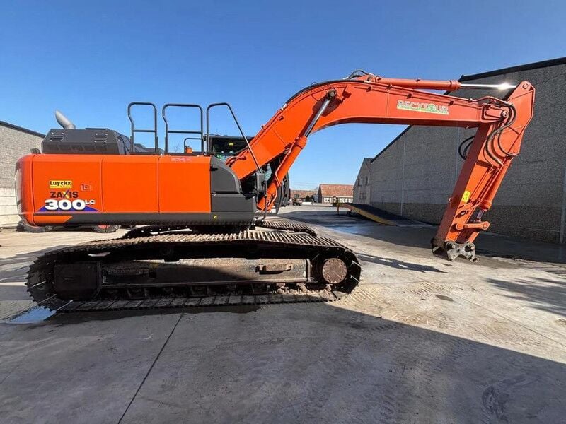 2020 Hitachi ZX300LC-6 Crawler Excavator