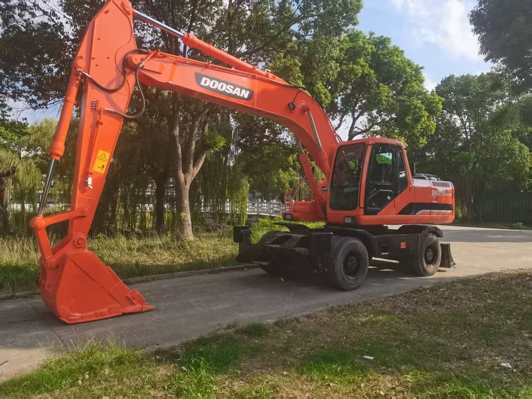 2021 Doosan DH210W-9C Wheel Excavator