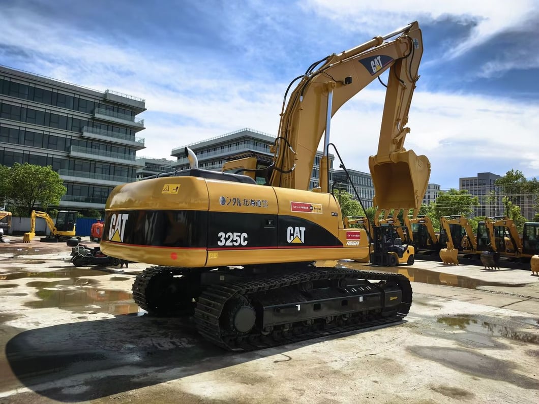 2023 Caterpillar 325C Crawler Excavator