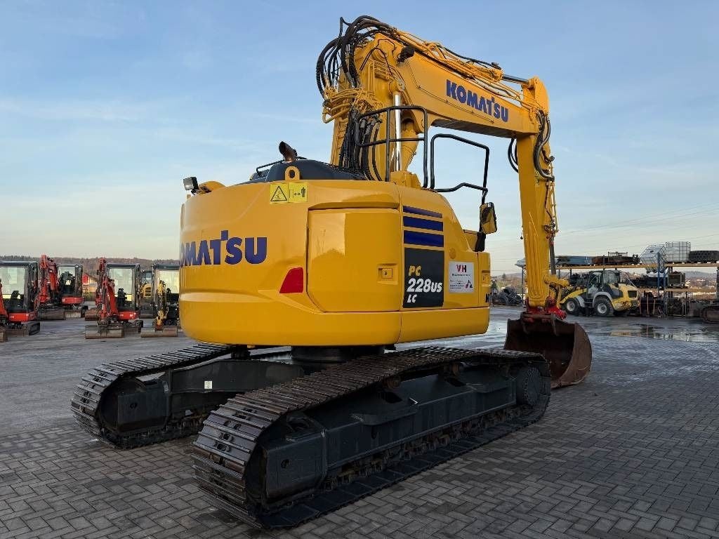 2016 Komatsu PC228 USLC-10 Crawler Excavator