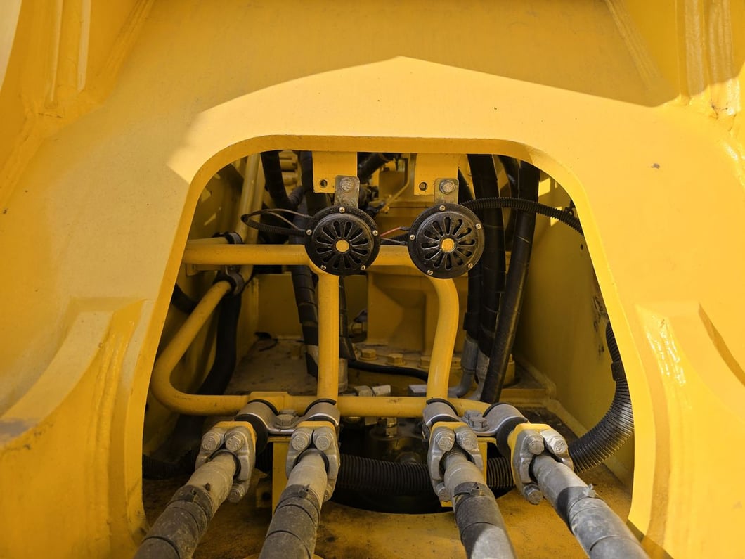 2024 Komatsu PC240-8 Crawler Excavator