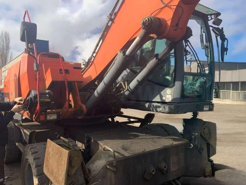 2011 Atlas 230MH Material Handler