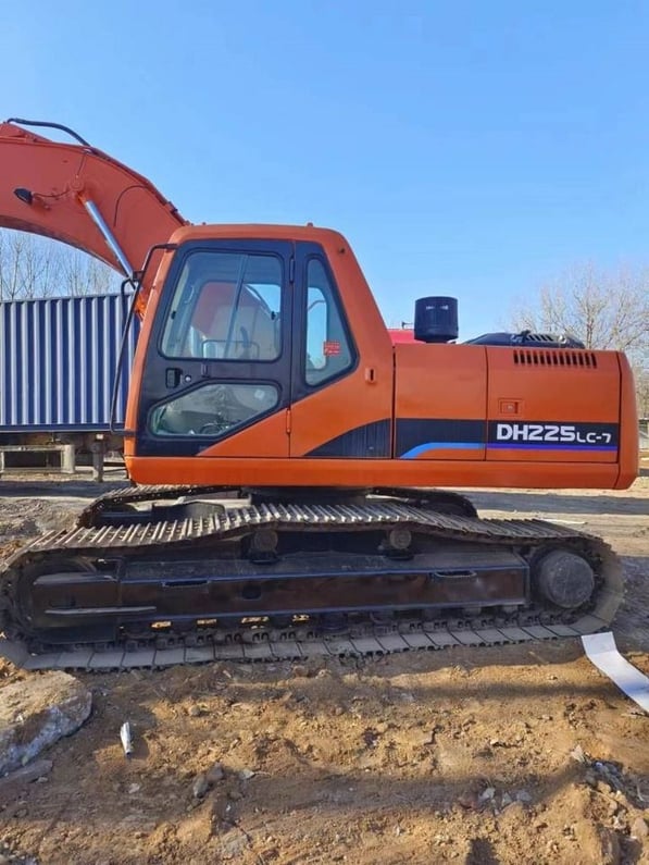 2023 Doosan DH225LC-7 Crawler Excavator