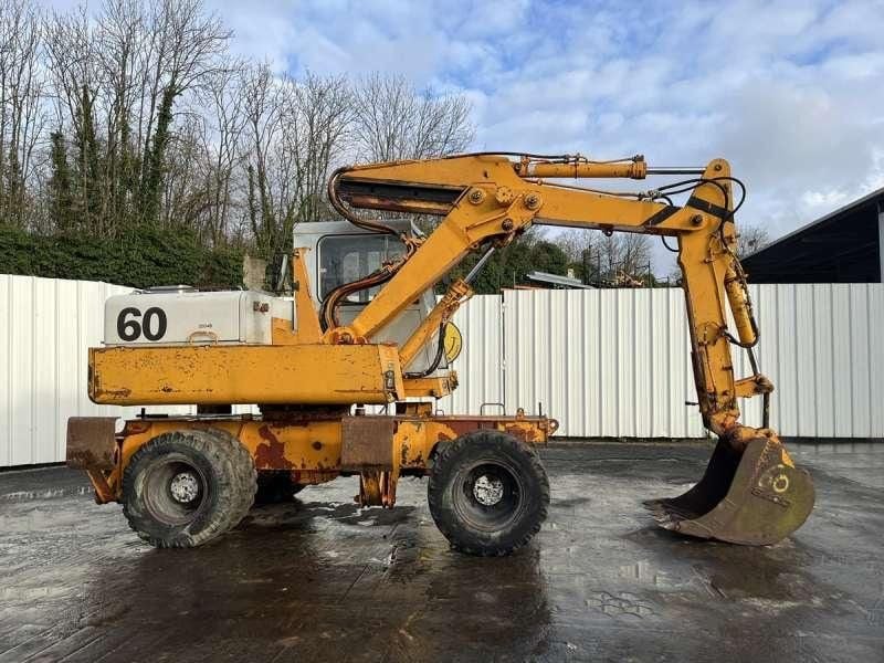 1982 Poclain P60 Wheel Excavator