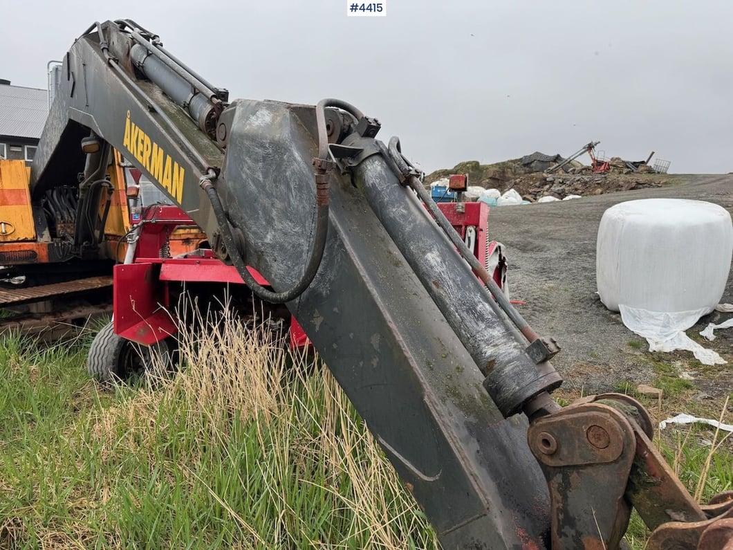 1981 Åkerman H9B LC Crawler Excavator