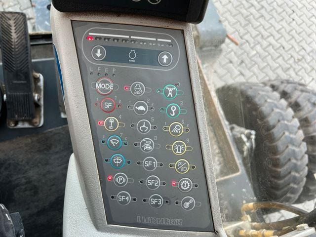 2009 Liebherr A900C ZW LITRONIC Wheel Excavator