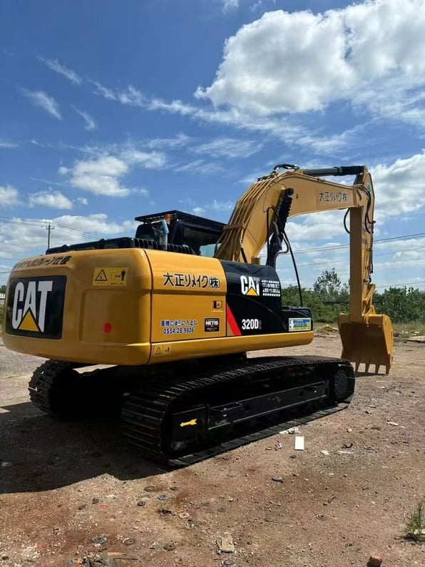 2025 Caterpillar 320D2 Crawler Excavator