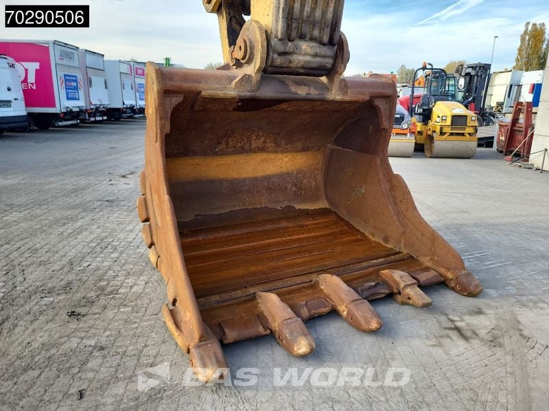 2012 Caterpillar 390 D L Crawler Excavator