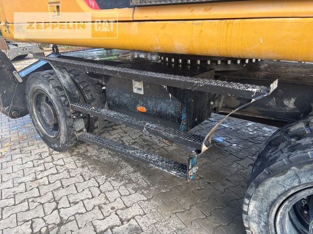 2015 Caterpillar MH3022 Material Handler