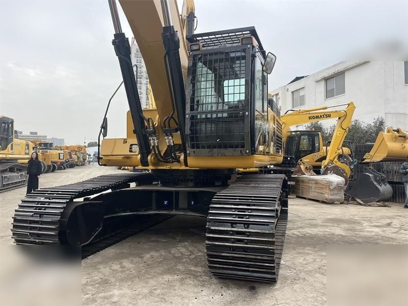 2021 Caterpillar 345D Crawler Excavator