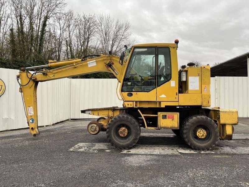 1997 CASE 788-PRR Wheel Excavator