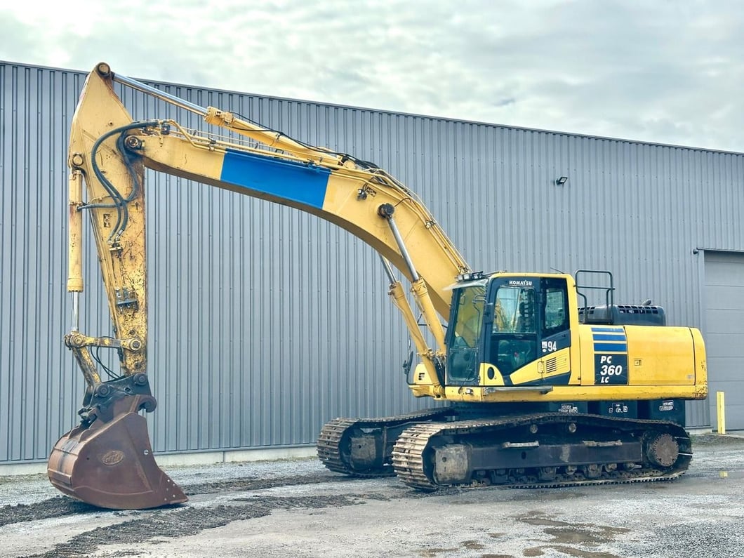 2015 Komatsu PC360LC-10 Crawler Excavator