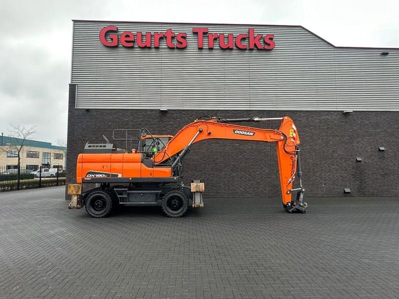 2021 Doosan DX190W-5 Wheel Excavator