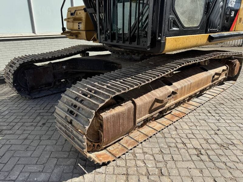 2017 Caterpillar 326FLN Crawler Excavator