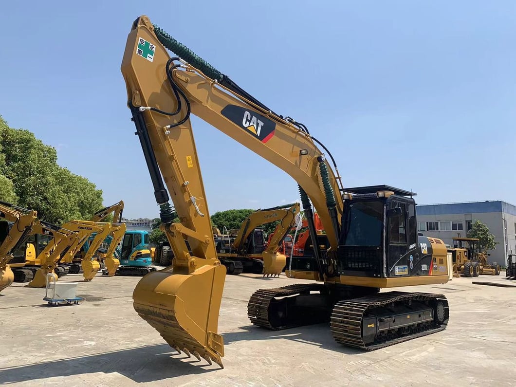 2020 Caterpillar 320D2 Crawler Excavator