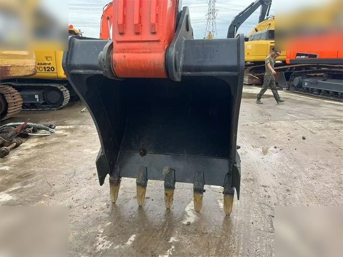 2024 Doosan DX225LCA Crawler Excavator