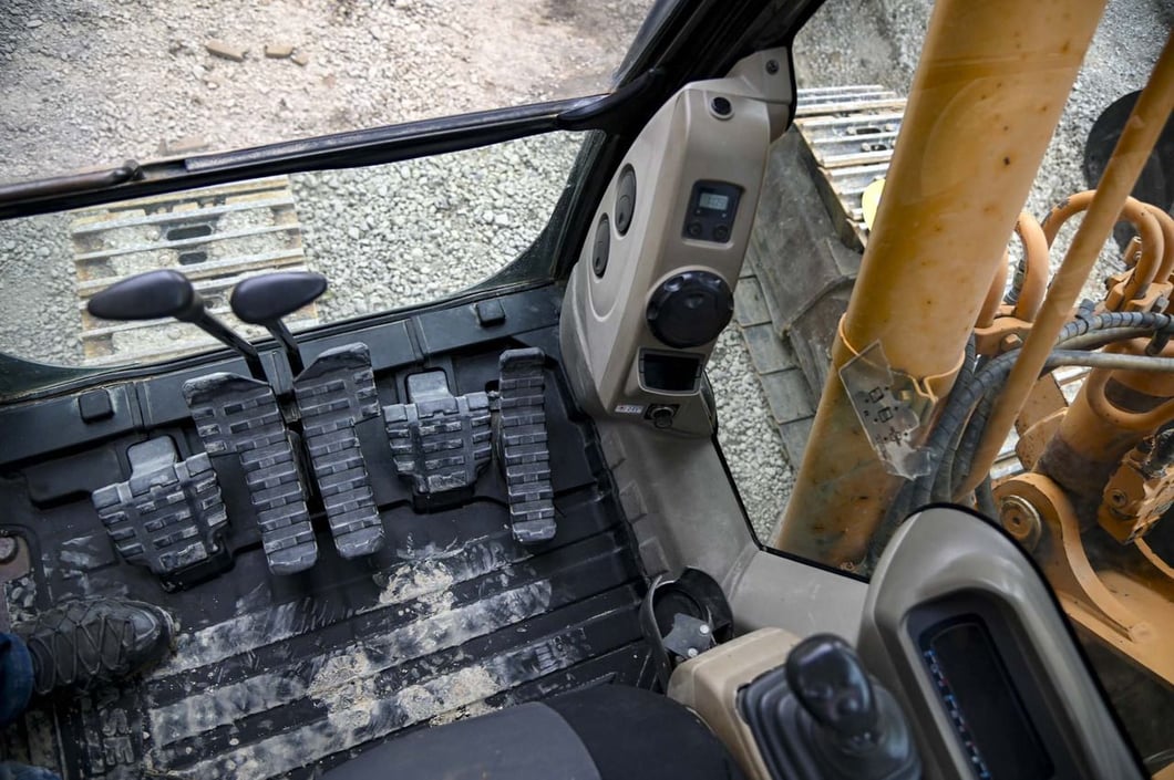 2007 CASE CX210B NLC Crawler Excavator