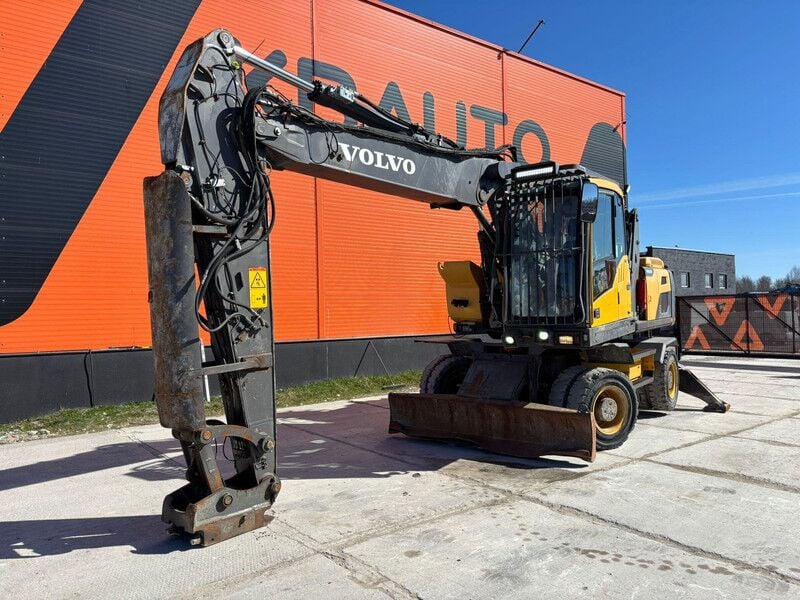 2017 Volvo EW210D Wheel Excavator
