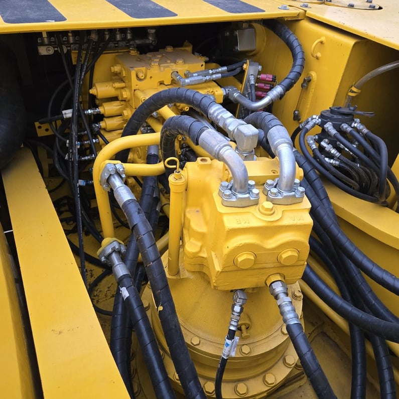 2023 Komatsu PC350-7 Crawler Excavator