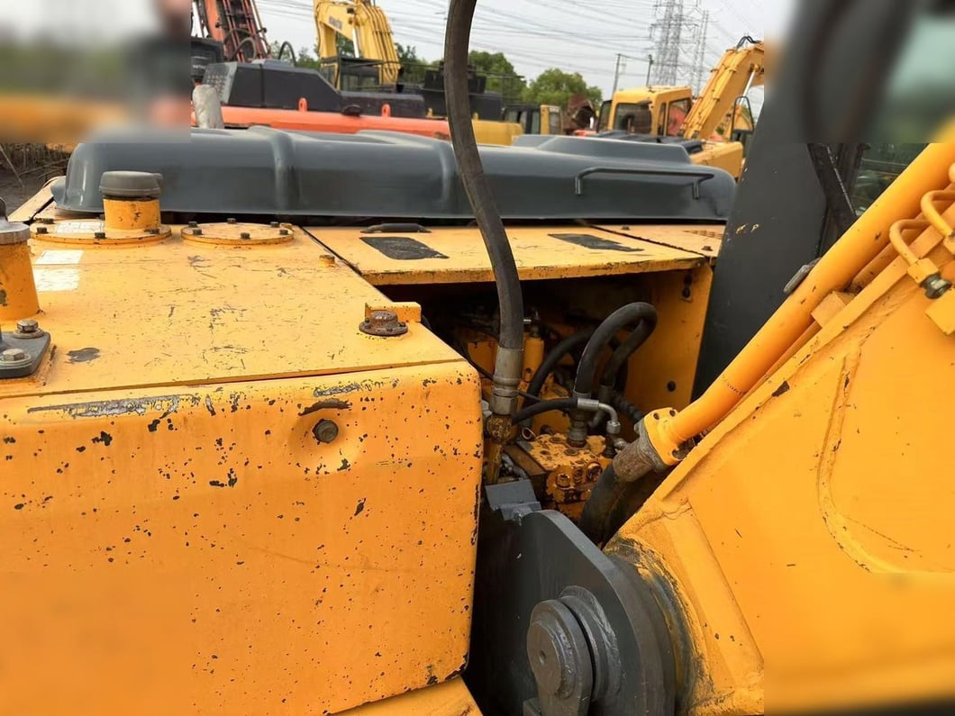 2016 Hyundai R210LC-7 Crawler Excavator