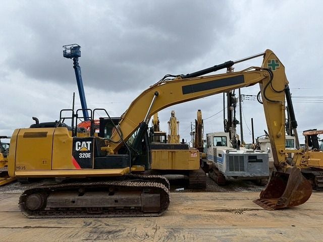 2016 Caterpillar 320E Crawler Excavator