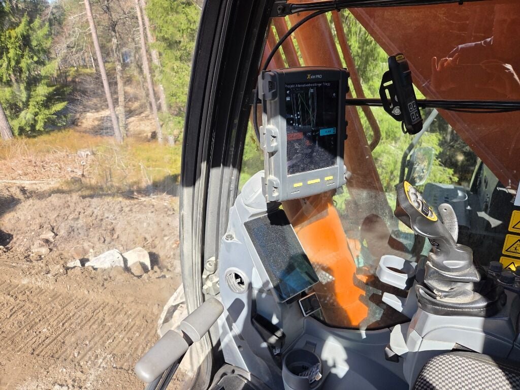 2023 Hitachi 300 LC Crawler Excavator