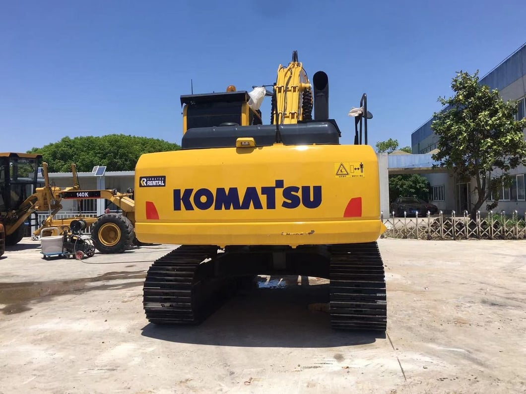2023 Komatsu PC220-8 Crawler Excavator