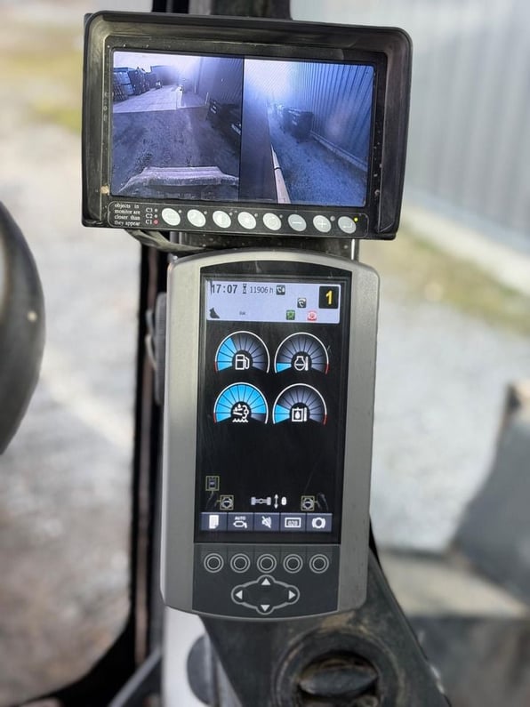 2018 Caterpillar MH3022 Wheel Excavator