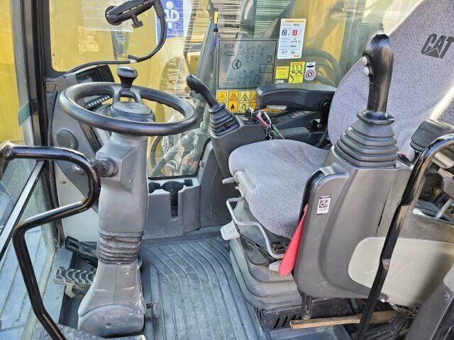 2018 Caterpillar M322F Wheel Excavator